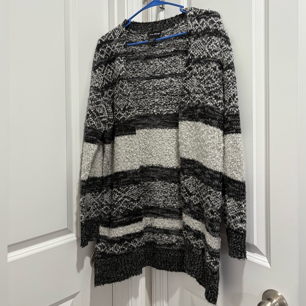 Love Always Black and Gray Women's Cozy Cardigan